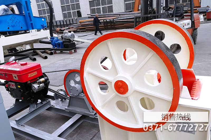 新老款鄂式破碎机的差异性