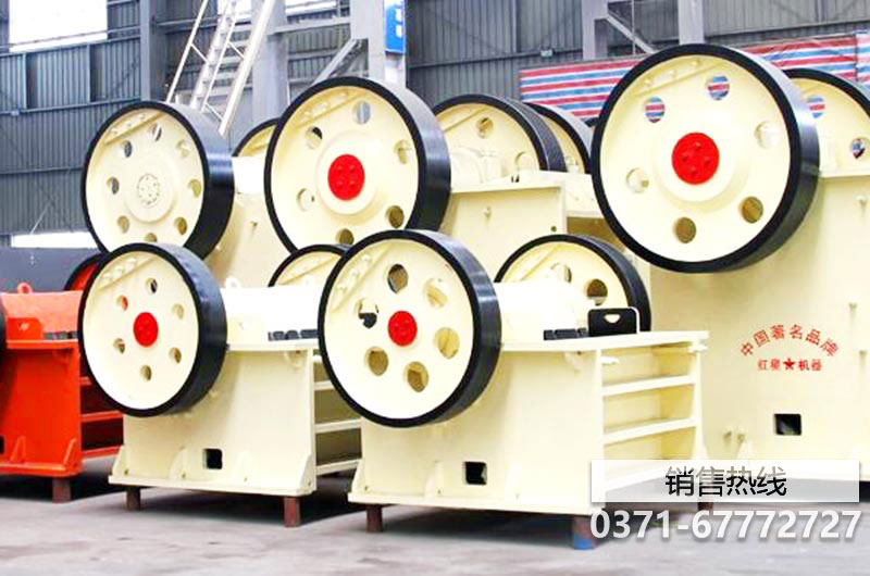 畜牧养殖设备中新型花生秧粉碎机的维护知识