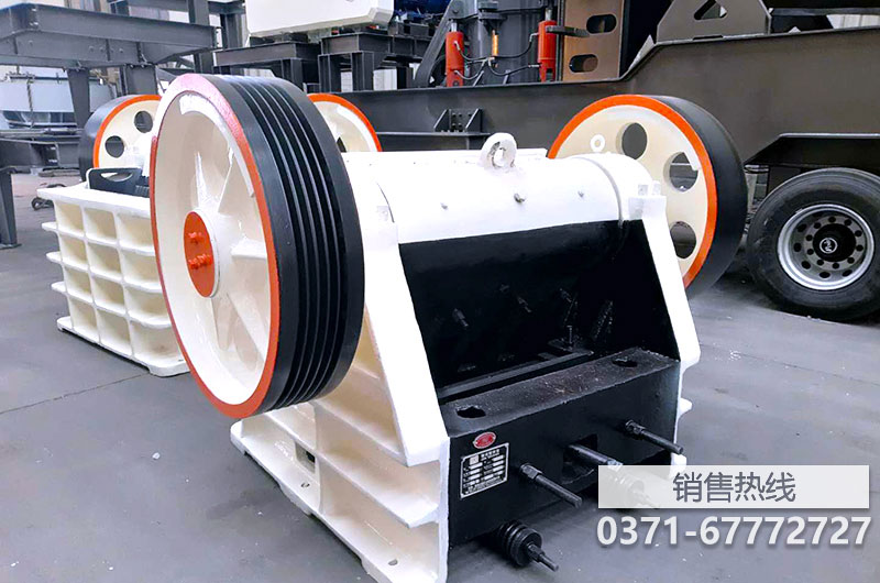 小型颚式破碎机的型号及价格,一小时的产能能达到多...