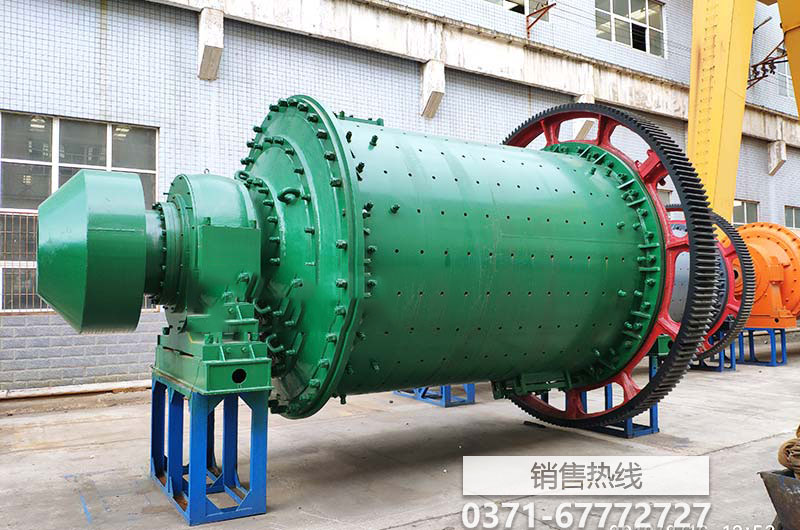 大型颗粒饲料机的性能与特点